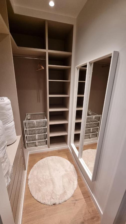 Puerta Del Sol Iii, 4 Bedrooms 5Wc Madrid Exterior photo