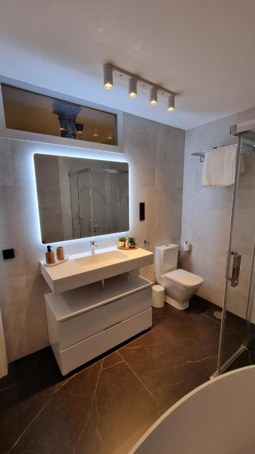 Puerta Del Sol Iii, 4 Bedrooms 5Wc Madrid Exterior photo